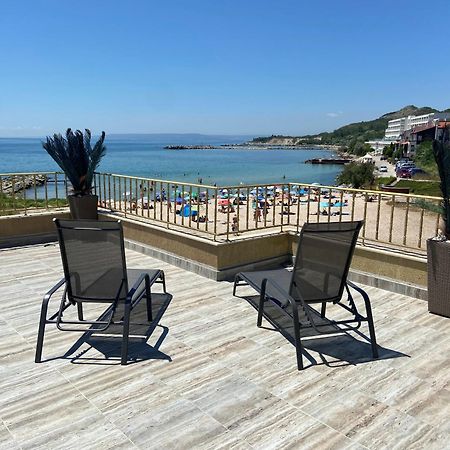 First Line On The Beach Cosy Sea Paradise Apartments Kavarna ภายนอก รูปภาพ