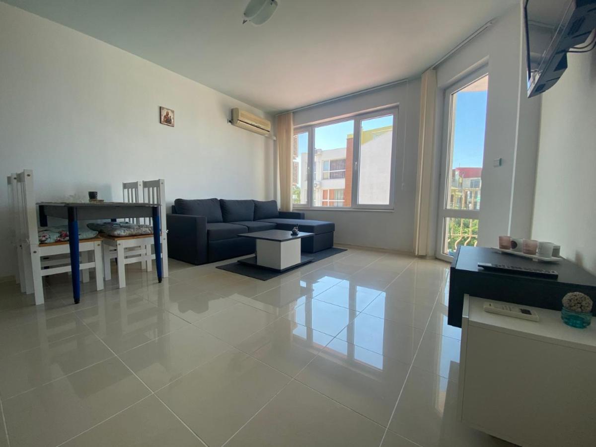 First Line On The Beach Cosy Sea Paradise Apartments Kavarna ภายนอก รูปภาพ