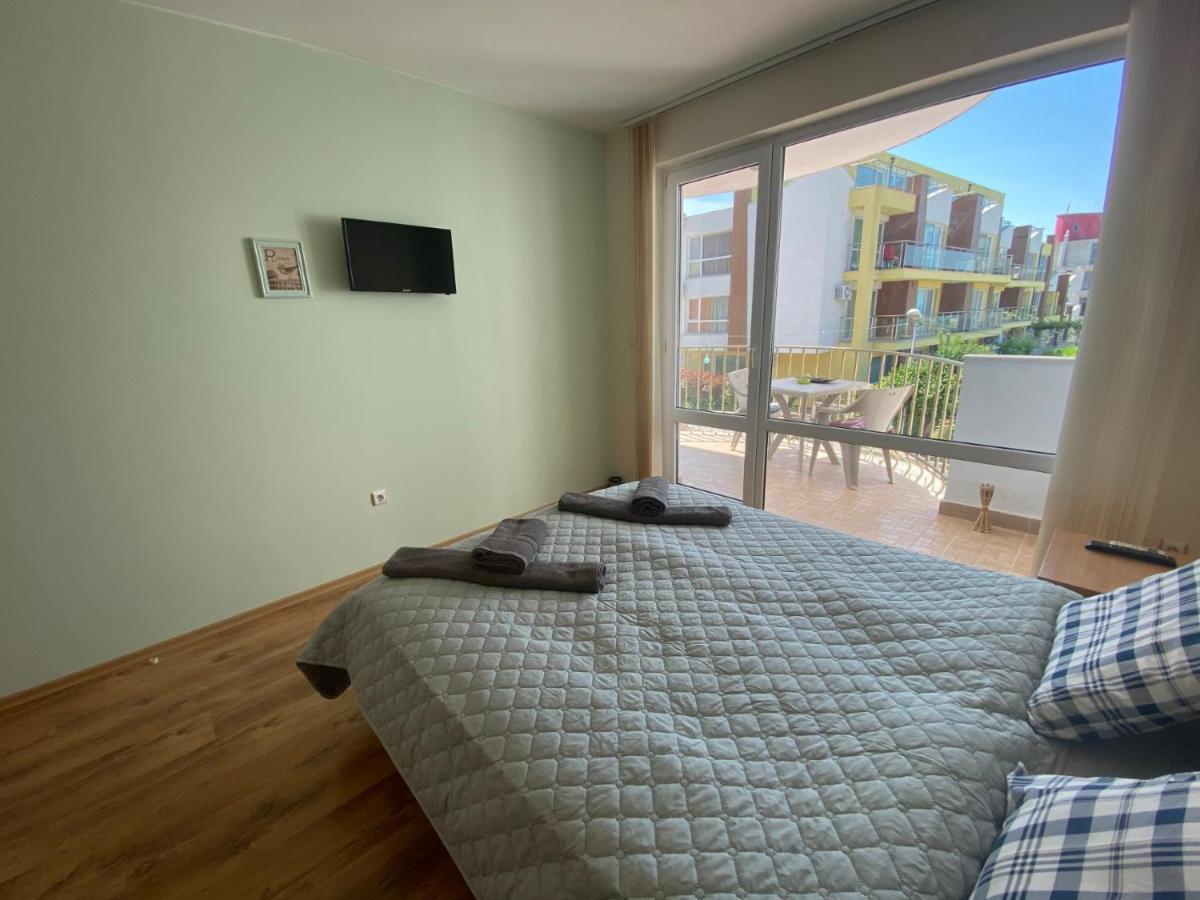 First Line On The Beach Cosy Sea Paradise Apartments Kavarna ภายนอก รูปภาพ