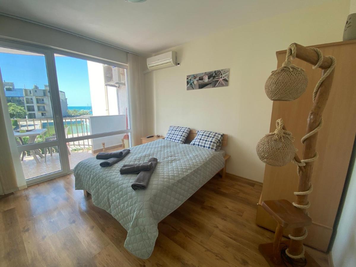 First Line On The Beach Cosy Sea Paradise Apartments Kavarna ภายนอก รูปภาพ