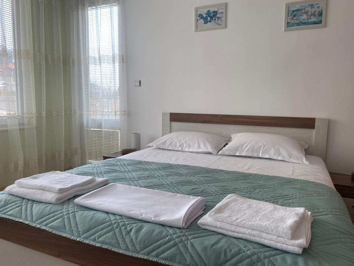 First Line On The Beach Cosy Sea Paradise Apartments Kavarna ภายนอก รูปภาพ