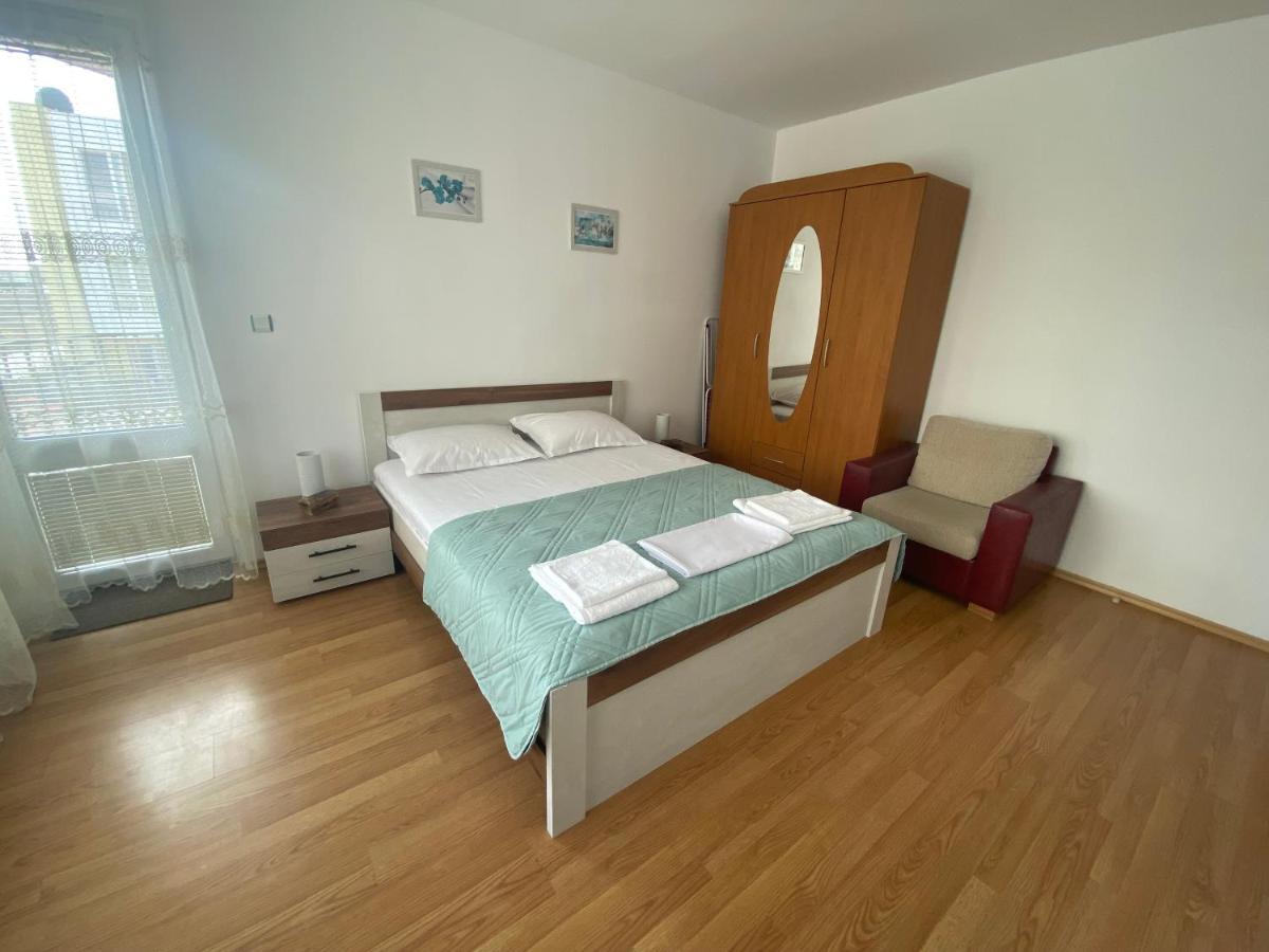First Line On The Beach Cosy Sea Paradise Apartments Kavarna ภายนอก รูปภาพ