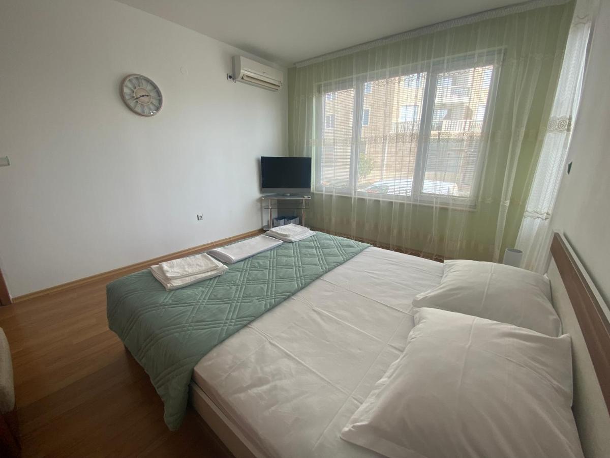 First Line On The Beach Cosy Sea Paradise Apartments Kavarna ภายนอก รูปภาพ