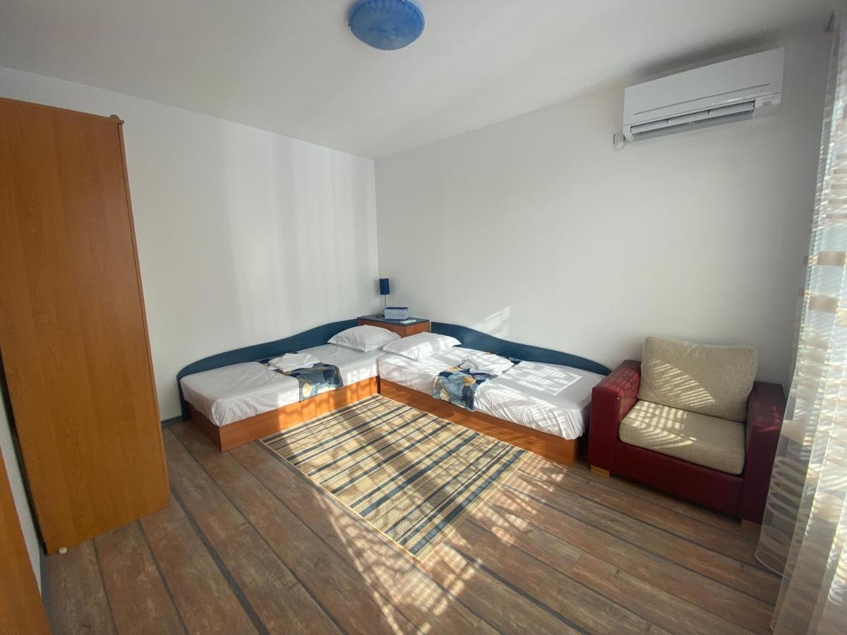 First Line On The Beach Cosy Sea Paradise Apartments Kavarna ภายนอก รูปภาพ
