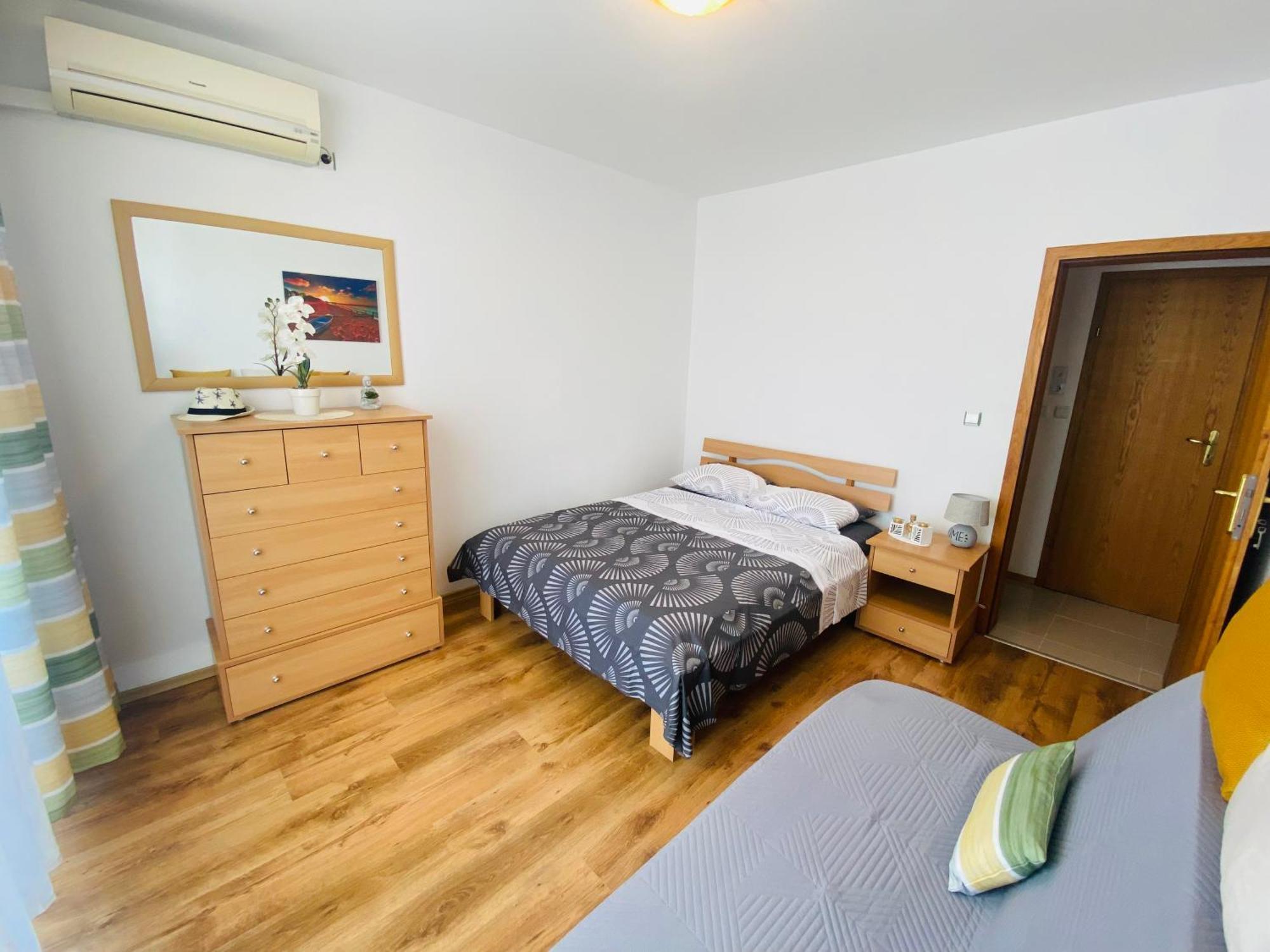 First Line On The Beach Cosy Sea Paradise Apartments Kavarna ภายนอก รูปภาพ